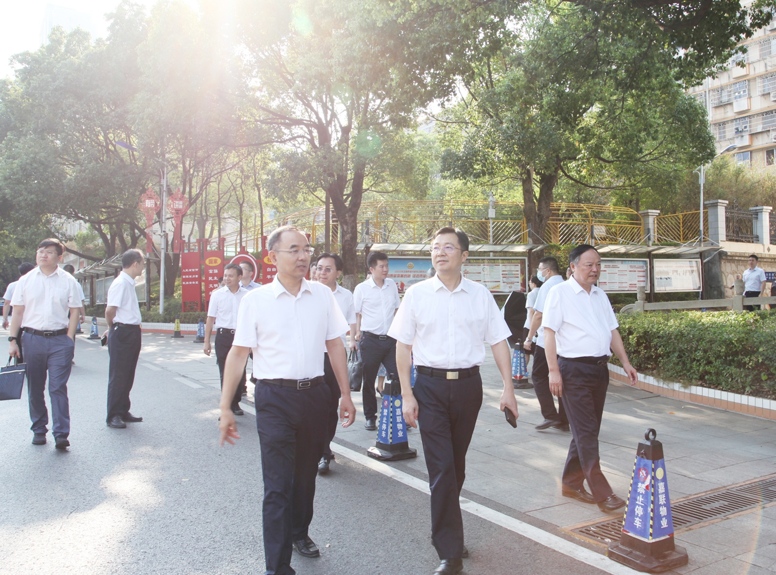 20220919879225.jpg d17ea286e2399845df80dec652a084a.jpg